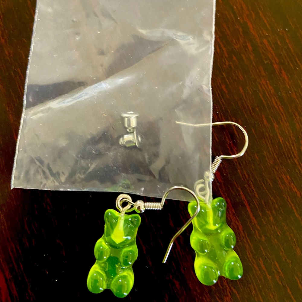 Green teddy bear earrings new